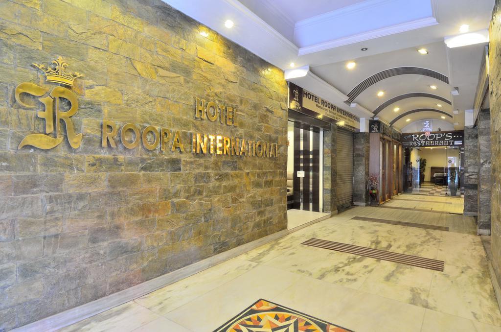 Hotel Roopa International Amritsar Bagian luar foto